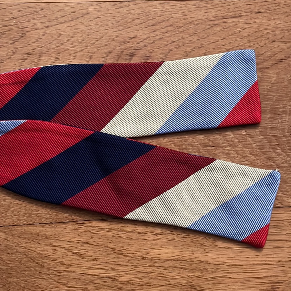 Bow tie- Adjustable